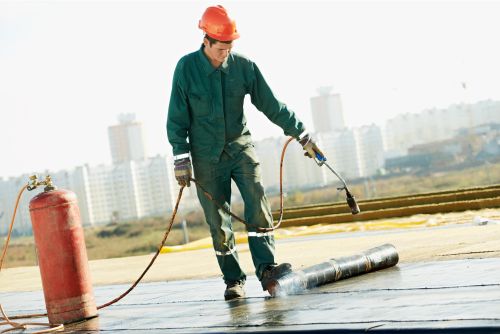 How Climate Affects Flat Roof Durability